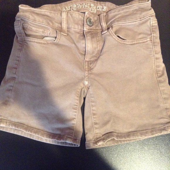 American Eagle Light Purple Super Stretch Shorts - Picture 1 of 3